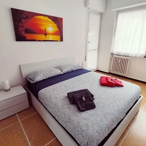 https://casa-di-teo.hotelitalianriviera.com